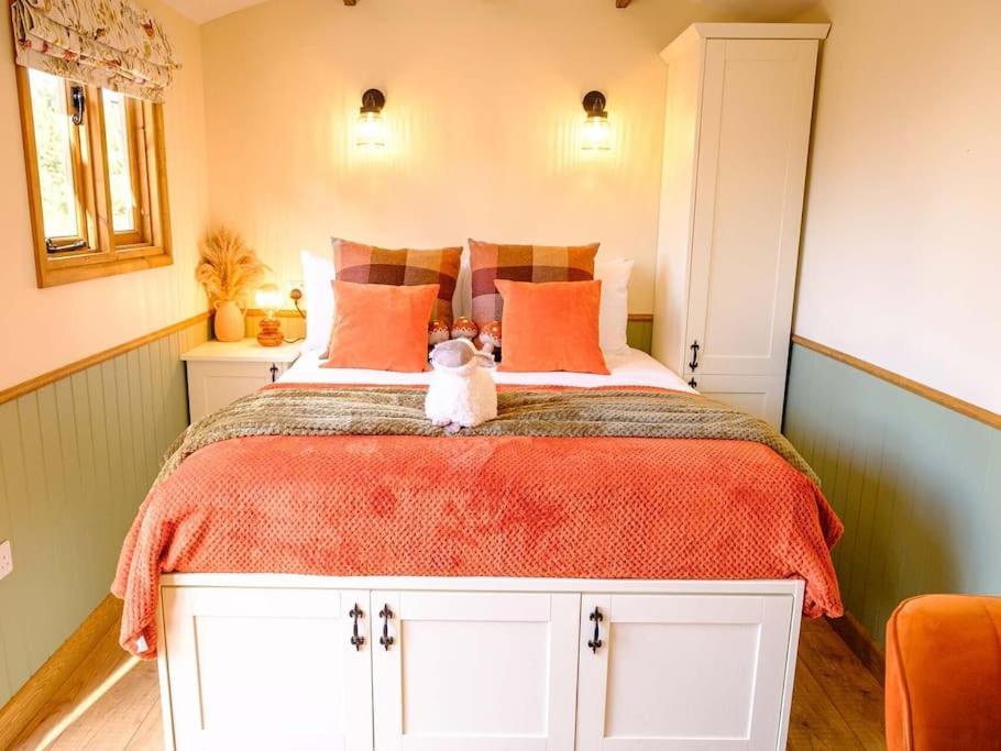 Lintmill Lodges - Heather Shepherds Hut Sorn Exterior foto
